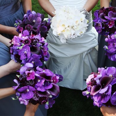 Photo: Loved these bouquets!