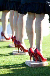 Photo: stepping stones for bridesmaids to stand on during outdoor weddings so their heels don